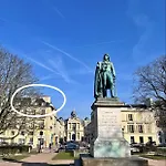 公寓 Au Pied Du Chateau 凡尔赛