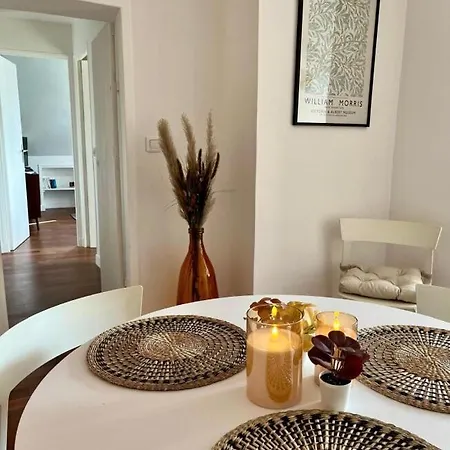 Au Pied Du Chateau Appartement *
