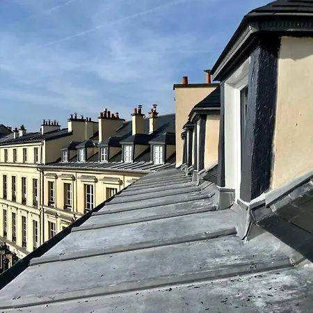 Appartement Au Pied Du Chateau Versailles