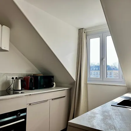 Au Pied Du Chateau Appartement Versailles